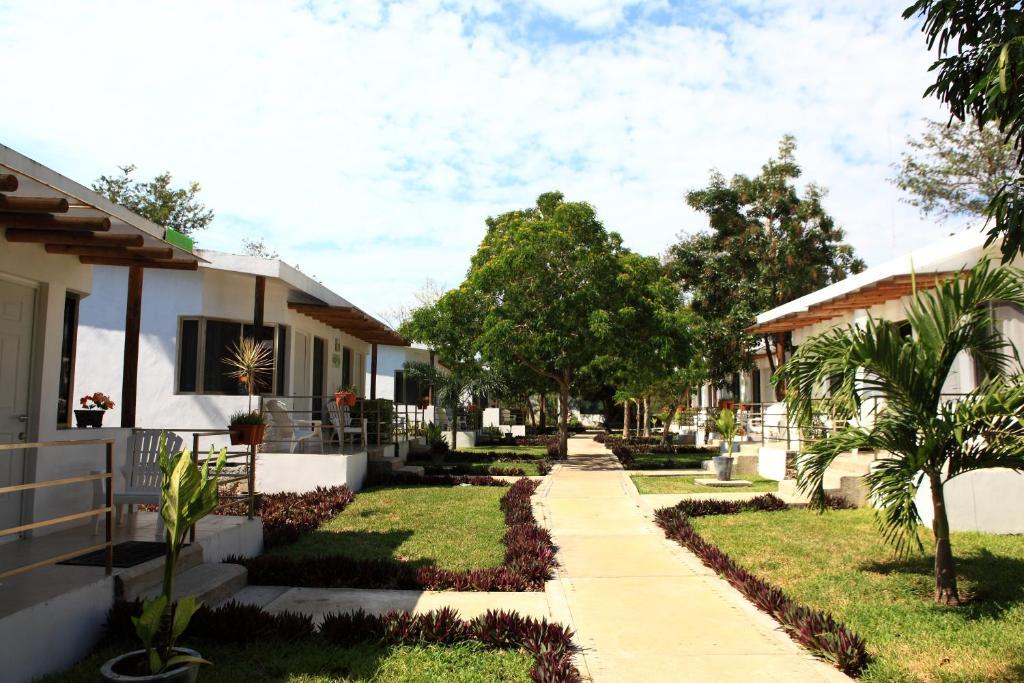 Hotel Villas Bambu Chetumal Exterior foto